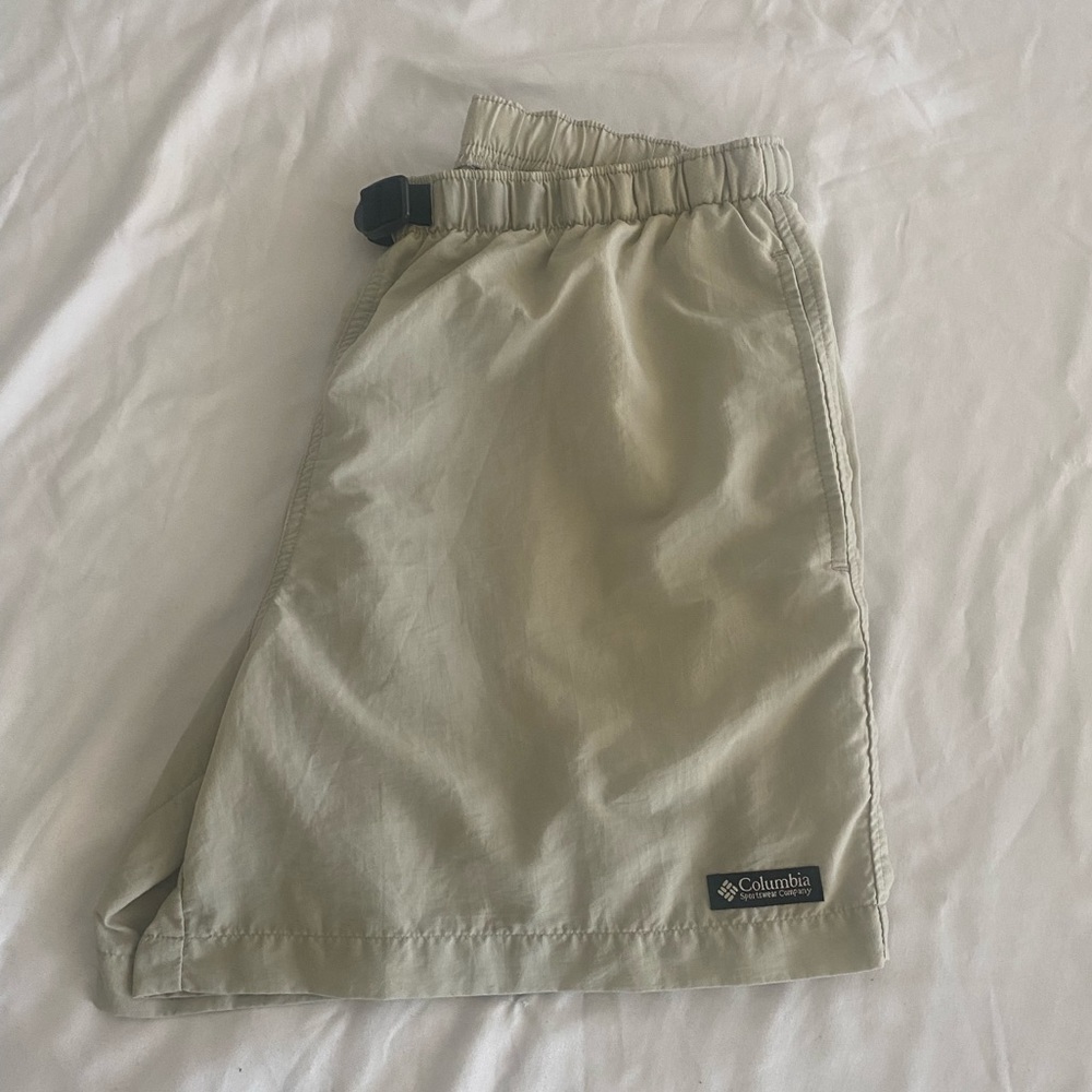 Columbia Sportswear Company Size Medium Light Beige Shorts
